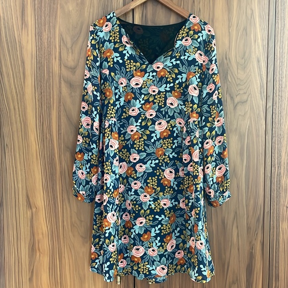 Paper Crown Dress sold by Anthropologie. XSP in pretty floral print with tie - Picture 2 of 4